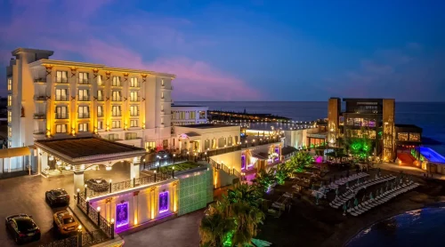 Les Ambassadeurs Hotel Casino